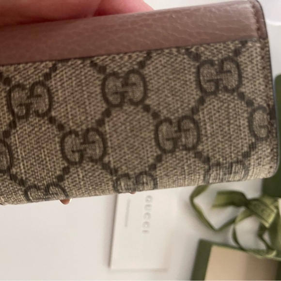 GG Marmont leather key case - Picture 4 of 4